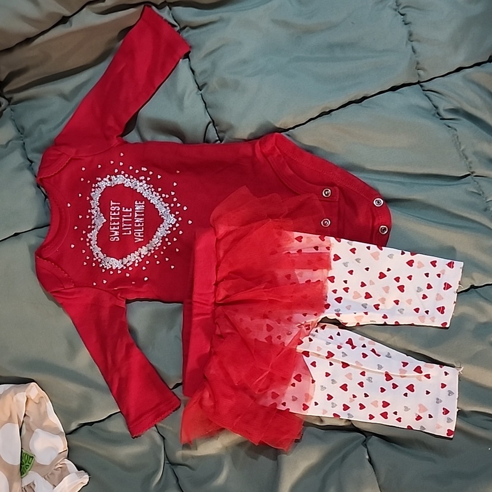 Baby Valentines set 3 mo